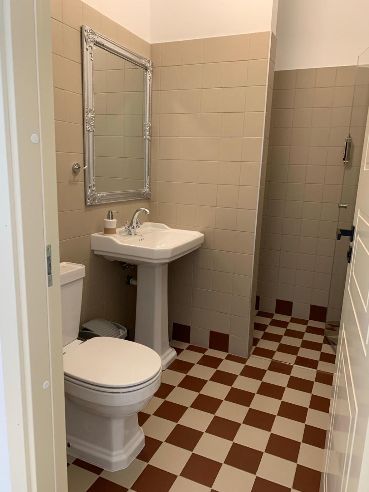 Kaunas Embassy Apartments Pokoj fotografie