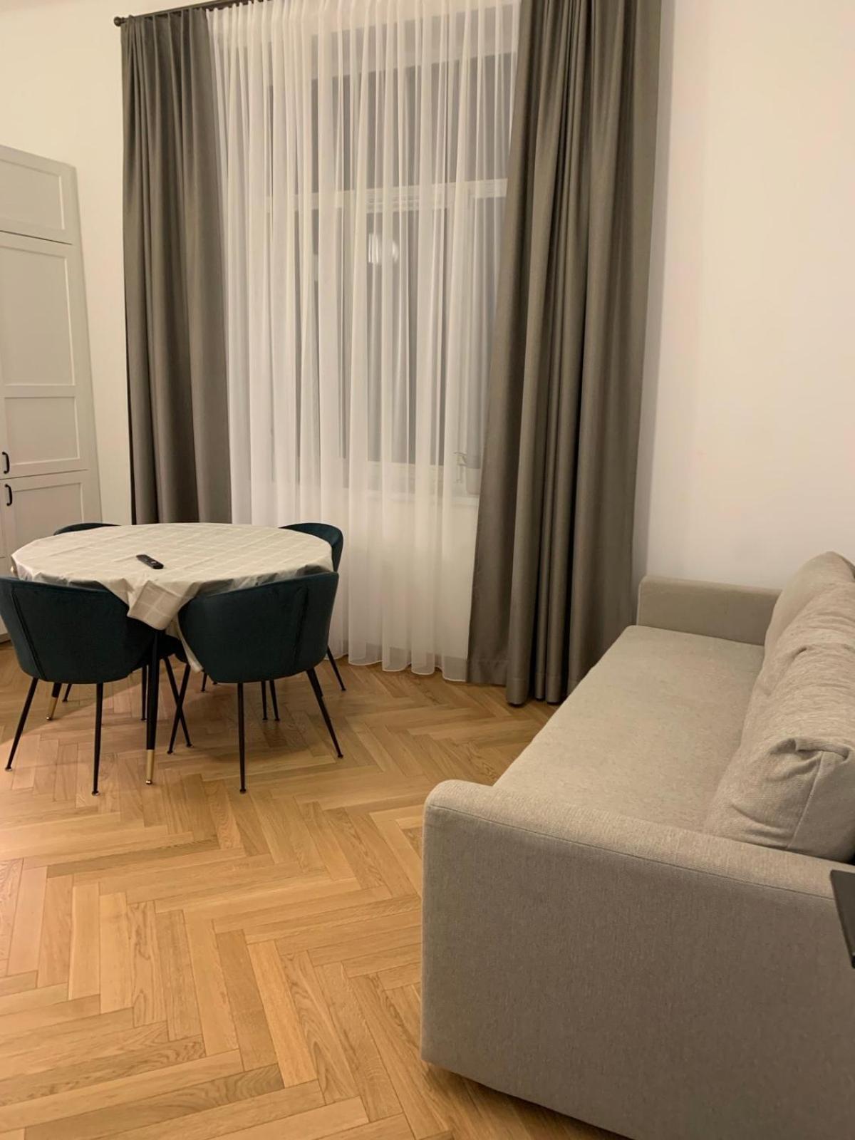 Kaunas Embassy Apartments Pokoj fotografie